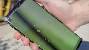 Lão hóa cổ cáp là nguyên nhân màn hình xanh S22 Ultra phổ biến nhất hiện nay